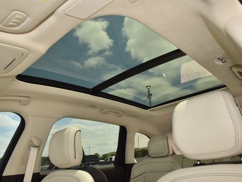 New 2026 Lincoln Nautilus Black Label AWD/4WD image 39