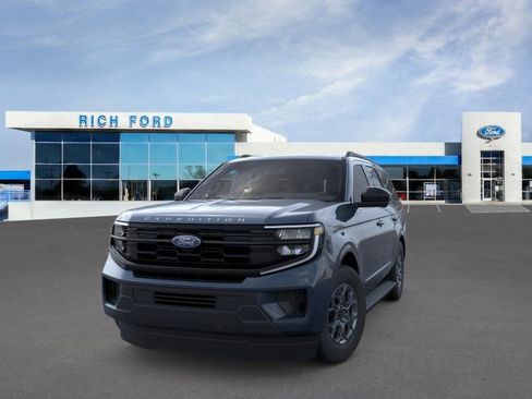 New 2026 Ford Expedition Active AWD/4WD image 2