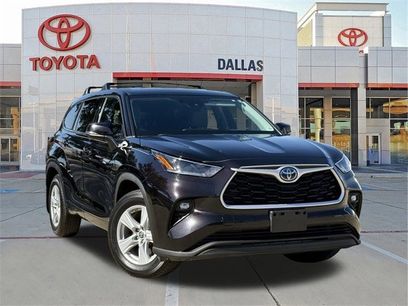 Used 2021 Toyota Highlander LE