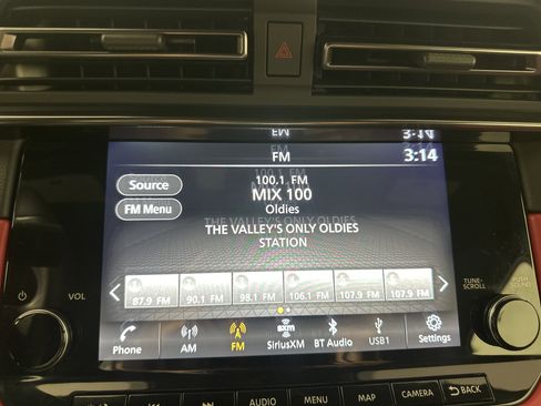 Used 2024 Nissan Z Performance w/ Floor Mat Package image 16