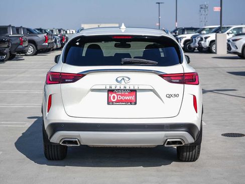 Used 2021 INFINITI QX50 Luxe FWD image 7