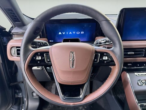 New 2026 Lincoln Aviator Reserve RWD image 13