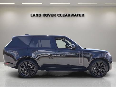 New 2026 Land Rover Range Rover SE AWD/4WD image 6