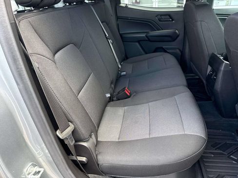 Used 2025 Chevrolet Colorado Trail Boss AWD/4WD image 9