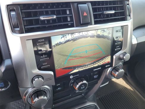 Used 2022 Toyota 4Runner SR5 Premium image 14