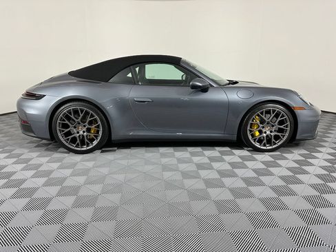 Certified 2025 Porsche 911 Carrera RWD image 11