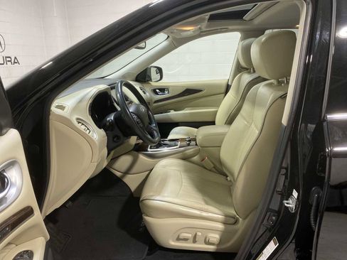 Used 2017 INFINITI QX60 FWD w/ Deluxe Technology Package image 2