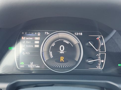 Used 2025 Lexus ES 300h w/ Premium Package image 20