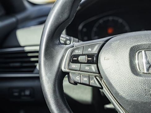 Used 2022 Honda Accord Sport image 29