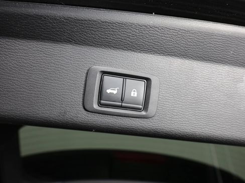 Used 2024 Mitsubishi Outlander SE AWD/4WD image 19