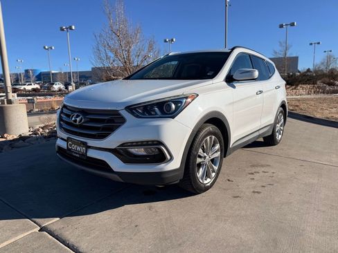Used 2017 Hyundai Santa Fe Sport 2.0T image 3