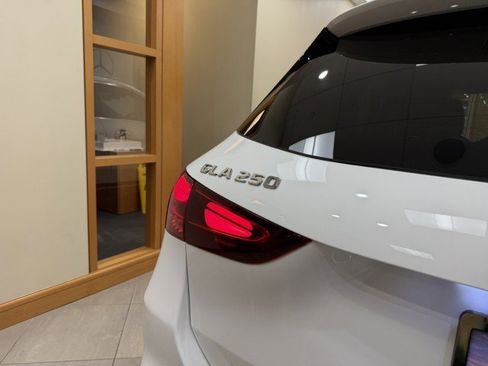 Certified 2025 Mercedes-Benz GLA 250 image 25