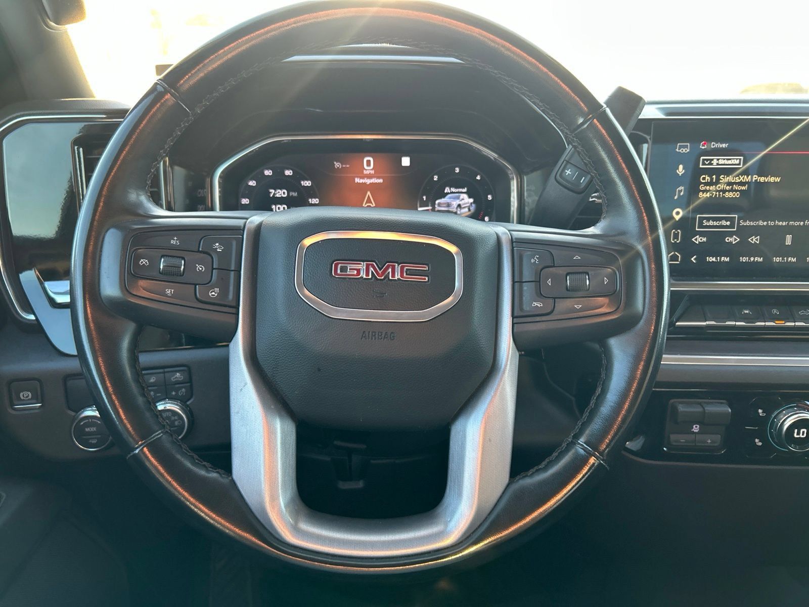 Used 2025 GMC Sierra 1500 SLT RWD image 7