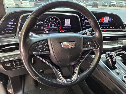 Used 2023 Cadillac Escalade ESV V AWD/4WD image 16