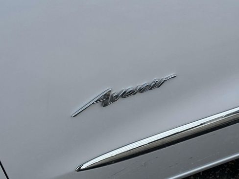 Certified 2023 Buick Enclave Avenir w/ Avenir Technology Package image 9