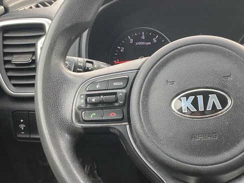Used 2017 Kia Sportage LX w/ LX Popular Package image 14