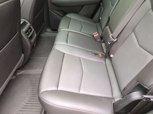 Certified 2023 Cadillac XT5 Premium Luxury w/ LPO, Floor Liner Package AWD/4WD image 22