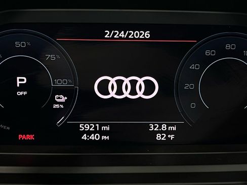 Used 2024 Audi Q4 e-tron Premium Plus w/ Premium Plus image 20