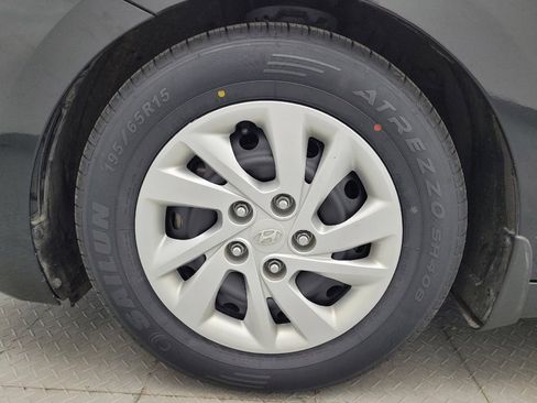 Used 2020 Hyundai Elantra SE w/ Cargo Package (C1) FWD image 31