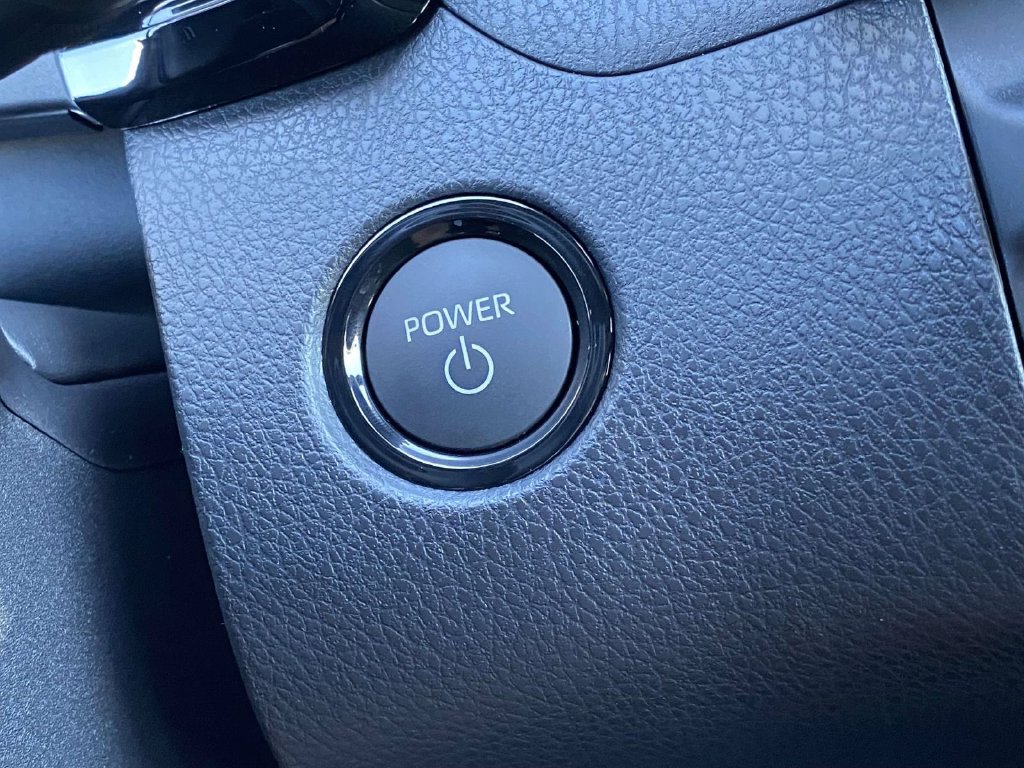 New 2026 Toyota Camry Hybrid FWD image 22