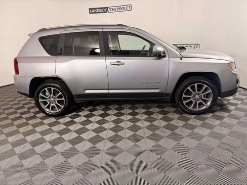 Used 2016 Jeep Compass High Altitude FWD image 7