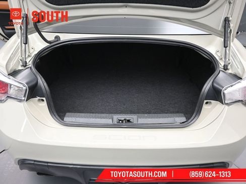 Used 2016 Scion FR-S image 15