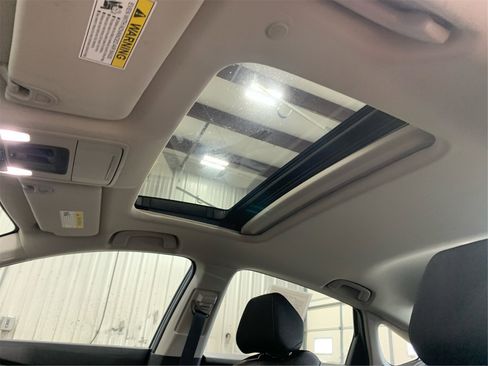 Used 2023 Honda Accord EX image 20