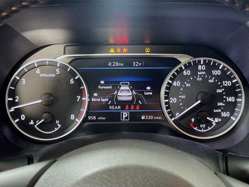 Certified 2024 Nissan Sentra SR w/ SR Premium Package image 10