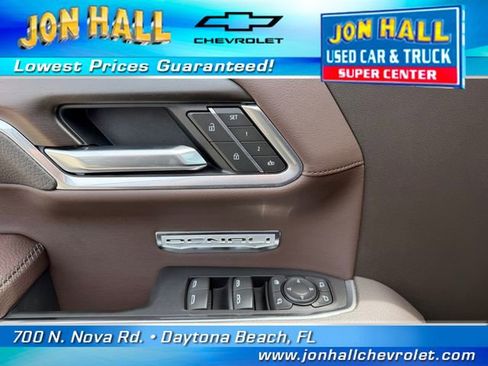 Used 2025 GMC Sierra 1500 Denali AWD/4WD image 29