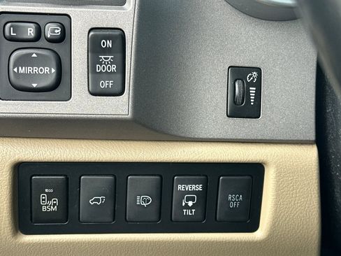 Used 2013 Toyota Sequoia Limited image 39