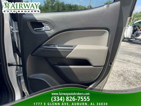 Used 2019 Chevrolet Colorado LT w/ LT Convenience Package RWD image 29