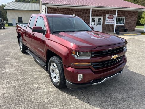 Used 2017 Chevrolet Silverado 1500 LT w/ All Star Edition image 14