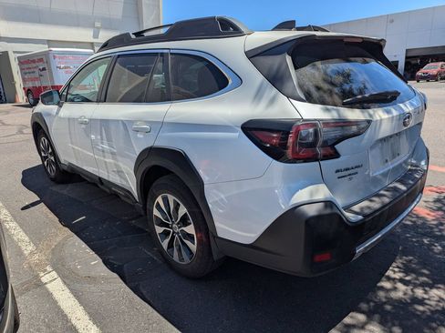 Used 2024 Subaru Outback Limited AWD/4WD image 9