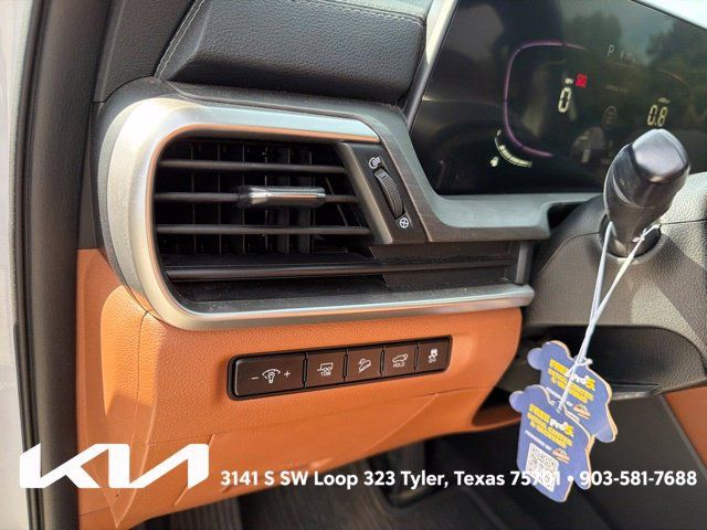 Certified 2023 Kia Telluride EX X-Line AWD/4WD image 16