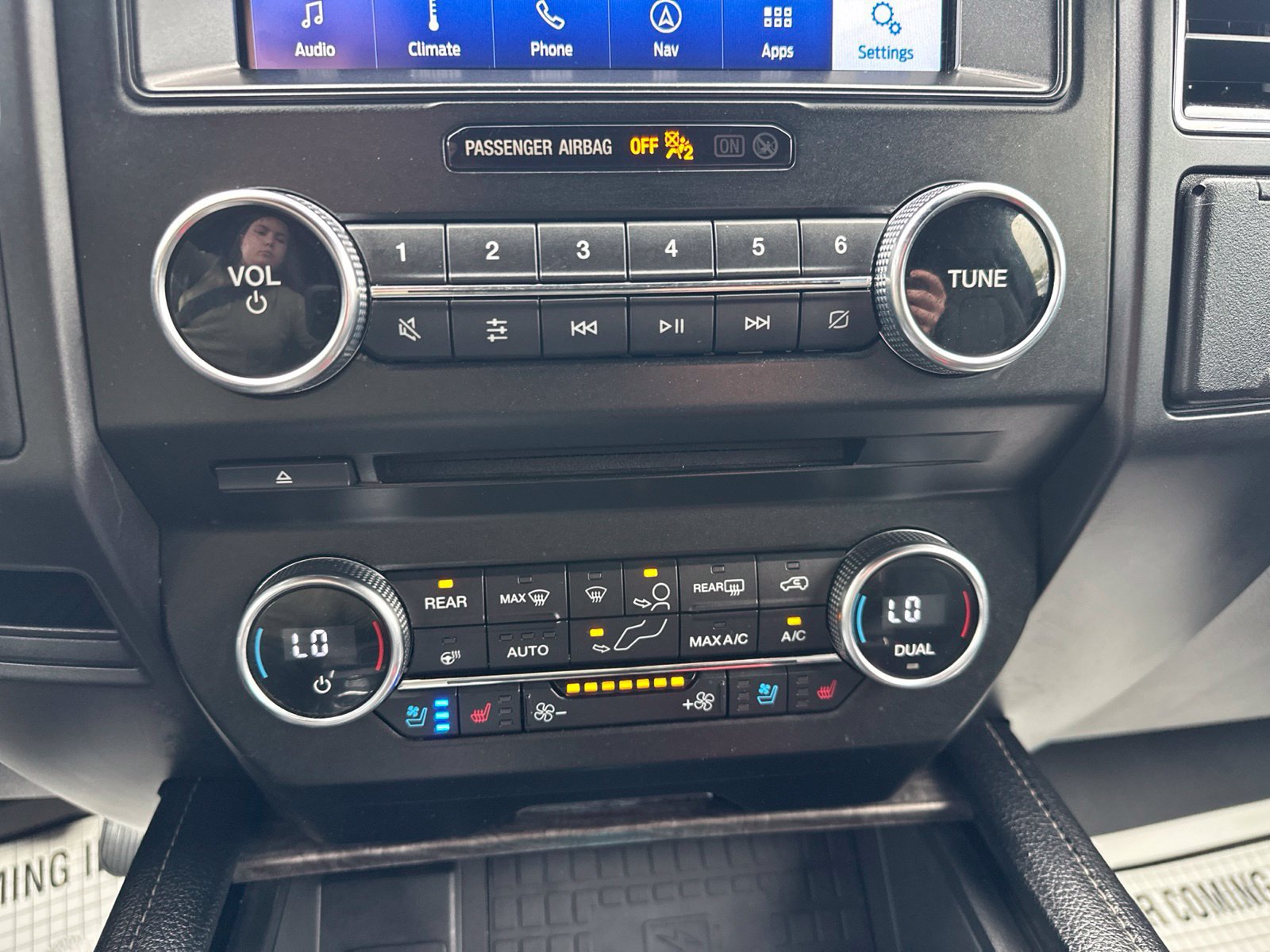Used 2018 Ford Expedition Max Limited AWD/4WD image 64