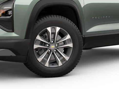 New 2026 Chevrolet Equinox LT w/ Convenience Package II FWD image 29