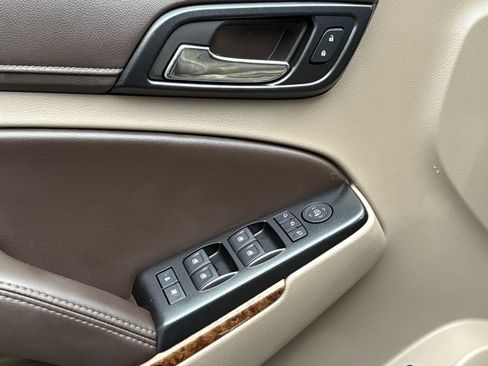 Used 2018 Chevrolet Tahoe Premier image 23