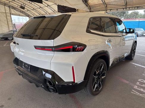 Used 2024 BMW XM Base image 3