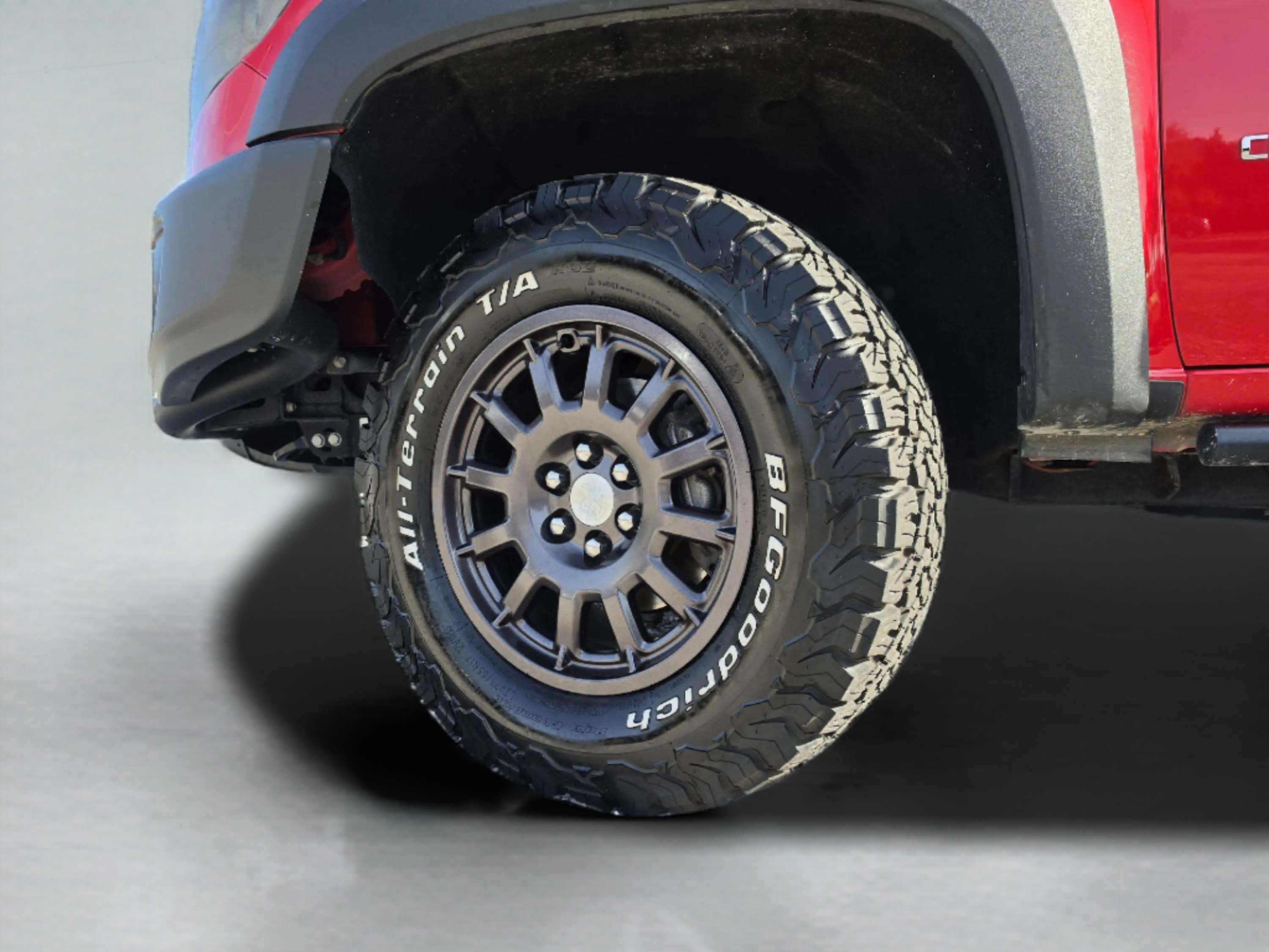 Used 2019 Chevrolet Colorado ZR2 w/ Colorado ZR2 Bison Edition AWD/4WD image 39