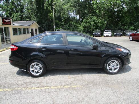 Used 2019 Ford Fiesta SE FWD image 10