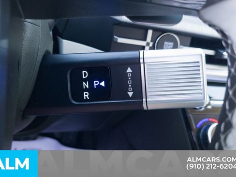 Used 2025 Hyundai Santa Fe Calligraphy image 27