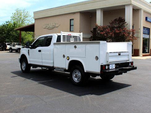 Used 2019 Ford F250 XL w/ XL Value Package image 10