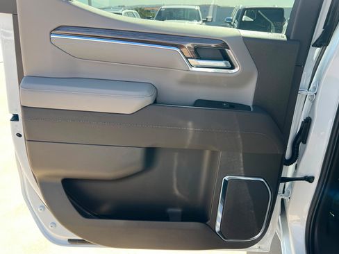 New 2026 Chevrolet Silverado 1500 LT Trail Boss w/ Convenience Package II AWD/4WD image 19