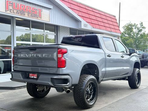 Used 2020 Chevrolet Silverado 1500 Custom w/ Infotainment Package RWD image 3