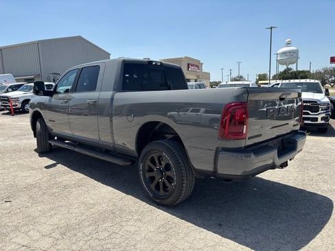 New 2026 RAM 2500 Laramie w/ Night Edition AWD/4WD image 3