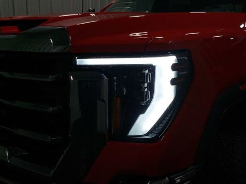 Used 2024 GMC Sierra 2500 SLT w/ SLT Convenience Package image 34