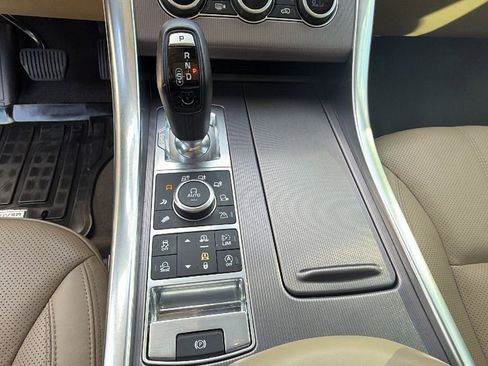 Used 2017 Land Rover Range Rover Sport Supercharged image 24