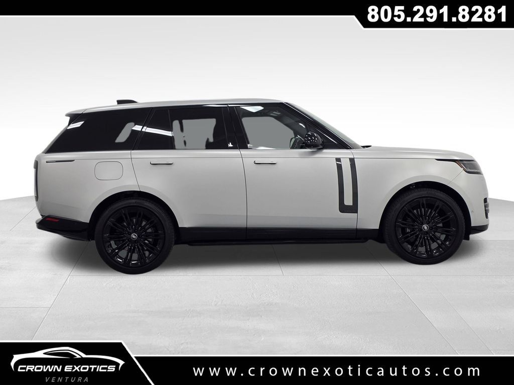 Used 2025 Land Rover Range Rover Autobiography AWD/4WD image 8
