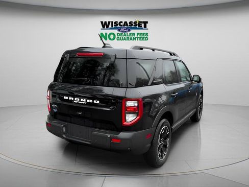 Certified 2025 Ford Bronco Sport Outer Banks w/ Outer Banks Tech Package+ AWD/4WD image 32