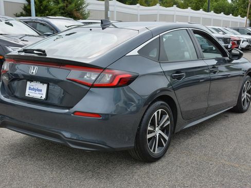 Used 2024 Honda Civic LX image 4